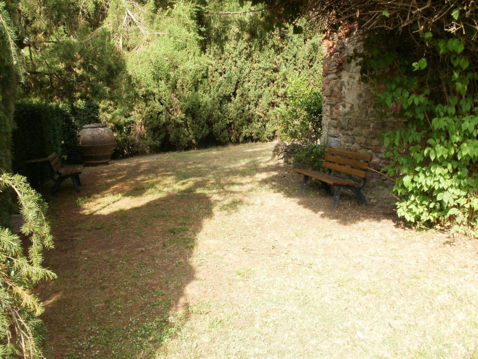 Agriturismo Il Palazzaccio Galliano Exterior foto